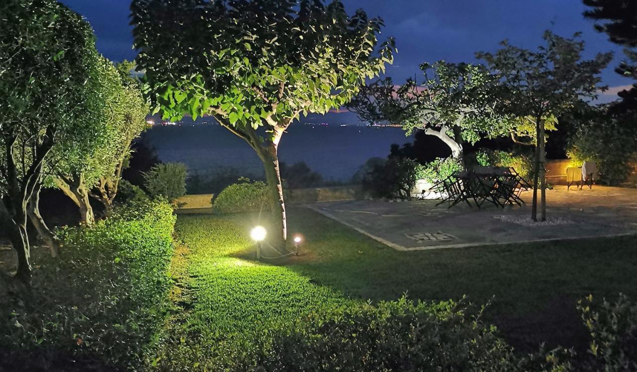 Messinian Blue Seaside Villa Каламата Екстериор снимка