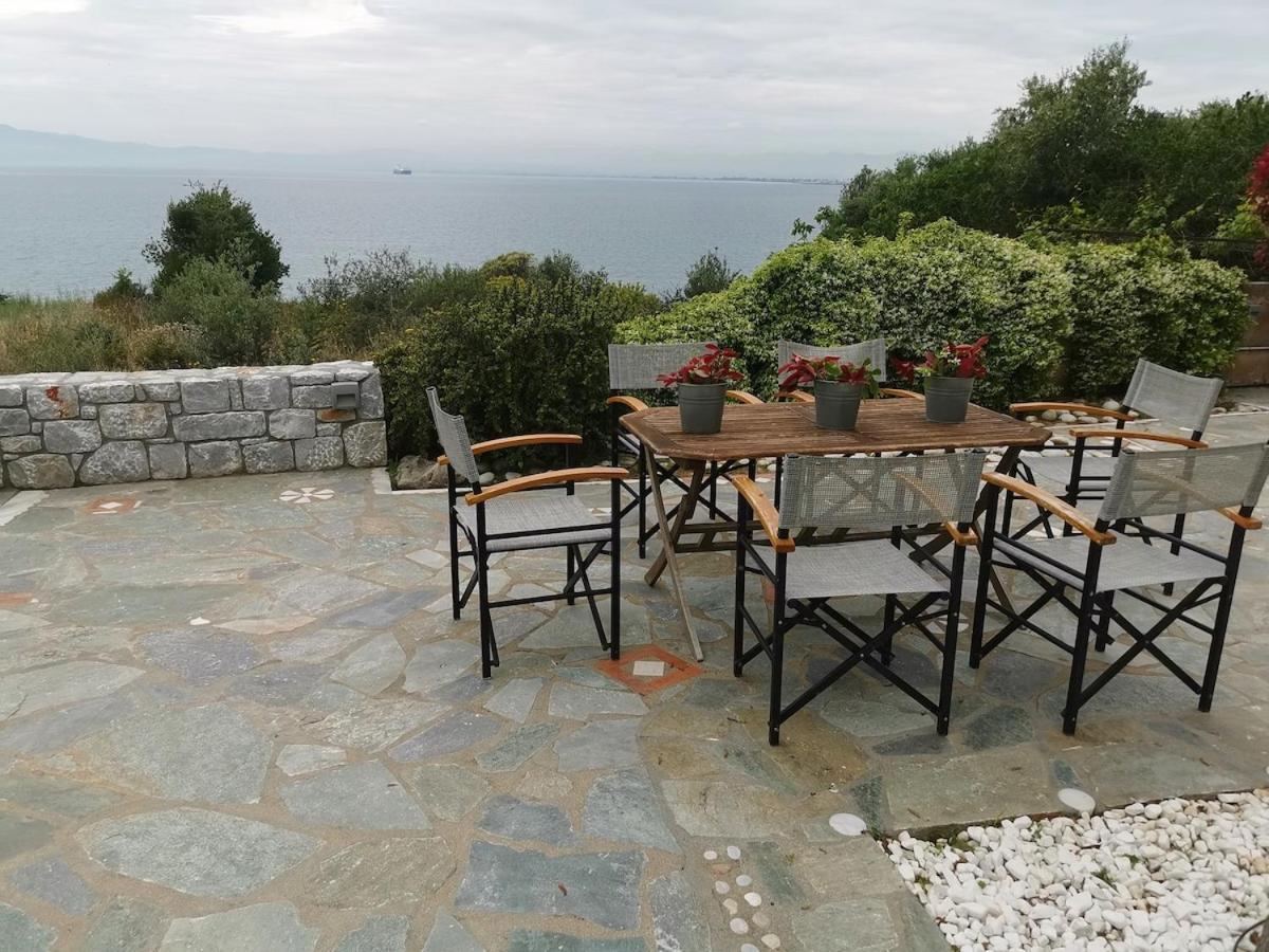 Messinian Blue Seaside Villa Каламата Екстериор снимка